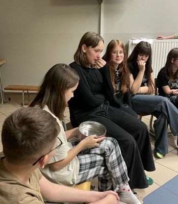 Grafika #13: Noc w szkole - impreza integracyjna klas 6 i 7.