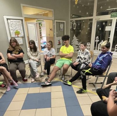 Grafika #14: Noc w szkole - impreza integracyjna klas 6 i 7.