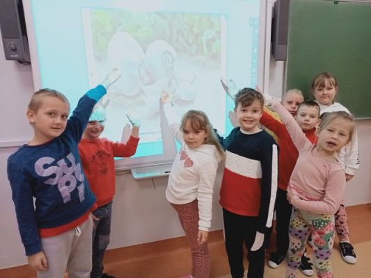 Grafika #5: Zdrowo jem, więcej wiem- projekt edukacyjny kl. 1
