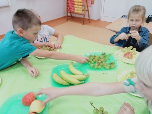 Grafika #13: Zdrowo jem, więcej wiem- projekt edukacyjny kl. 1