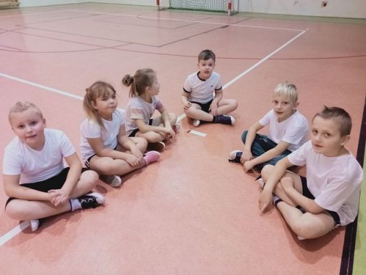 Grafika #43: Zdrowo jem, więcej wiem- projekt edukacyjny kl. 1