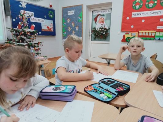 Grafika #47: Zdrowo jem, więcej wiem- projekt edukacyjny kl. 1