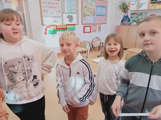 Grafika #80: Zdrowo jem, więcej wiem- projekt edukacyjny kl. 1