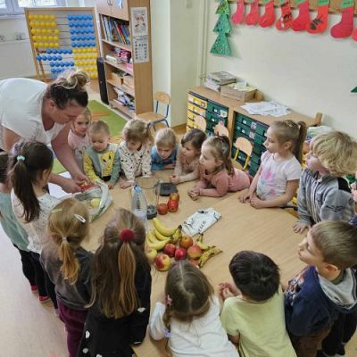 Grafika #10: "Akademia smaku" - czwarte zadanie z Projektu "Gramy Zmysłami"