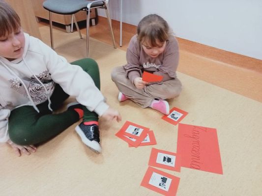 Grafika #19: Akademia Bezpiecznego Puchatka. Edycja IV- kl. I