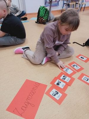 Grafika #24: Akademia Bezpiecznego Puchatka. Edycja IV- kl. I