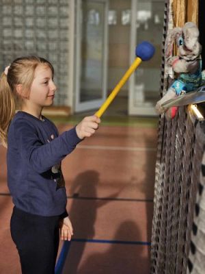 Grafika #5: Widowisko lalkowe