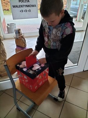 Grafika #6: Walentynkowe zabawy w kl. II