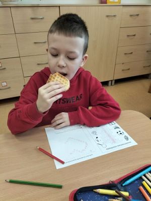 Grafika #16: Walentynkowe zabawy w kl. II