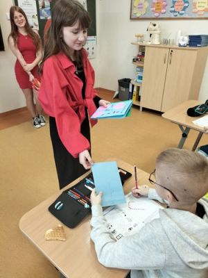 Grafika #20: Walentynkowe zabawy w kl. II