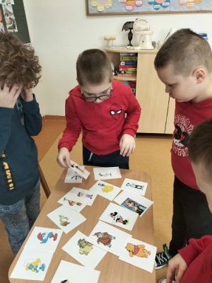 Grafika #28: Walentynkowe zabawy w kl. II