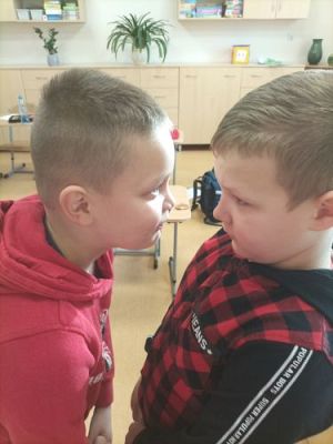 Grafika #44: Walentynkowe zabawy w kl. II