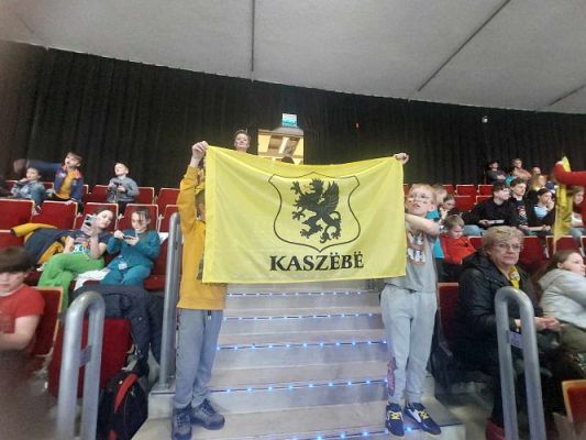 Grafika #24: WYJAZD NA KASZUBSKI MECZ DO ERGO ARENY