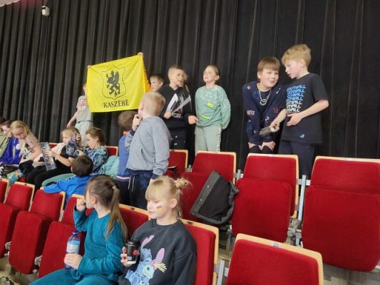 Grafika #38: WYJAZD NA KASZUBSKI MECZ DO ERGO ARENY