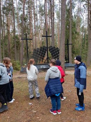 Grafika #5: Piaśnica- "polska Golgota"