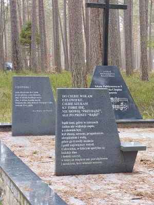 Grafika #7: Piaśnica- "polska Golgota"