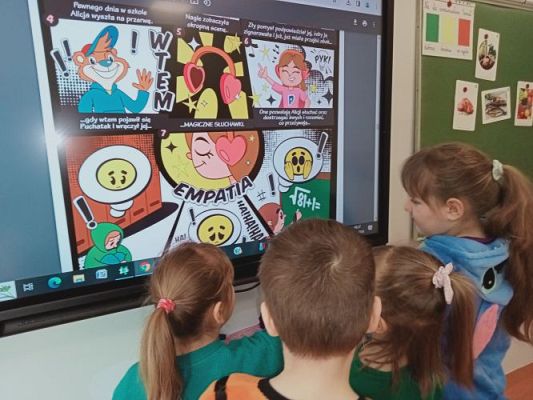 Grafika #6: Akademia Bezpiecznego Puchatka. Edycja V ostatnia- kl. I