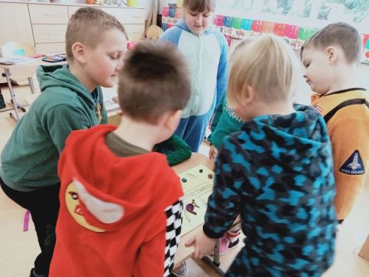 Grafika #9: Akademia Bezpiecznego Puchatka. Edycja V ostatnia- kl. I